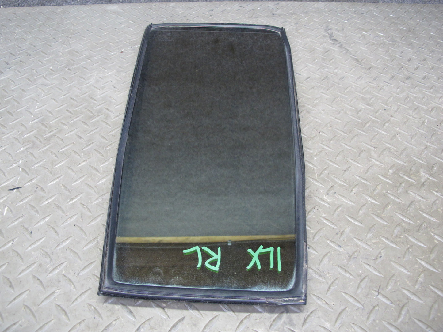 1998-2007 Lexus J100 LX470 Rear Left Side Door Vent Fixed Glass Window