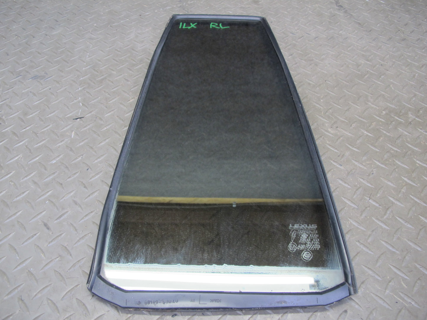 1998-2007 Lexus J100 LX470 Rear Left Side Door Vent Fixed Glass Window