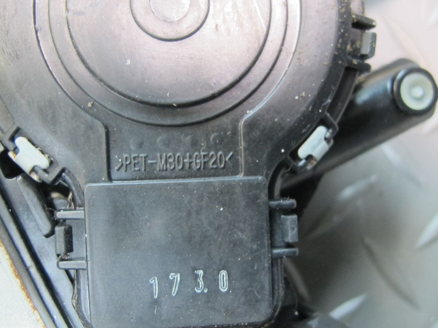 01-06 Lexus UCF30L LS430 Front Right Door Window Regulator w Motor OEM