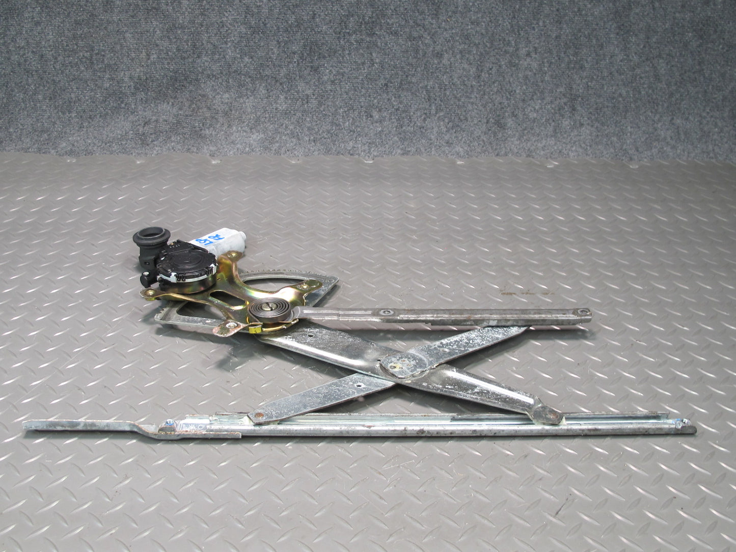 01-06 Lexus UCF30L LS430 Front Right Door Window Regulator w Motor OEM