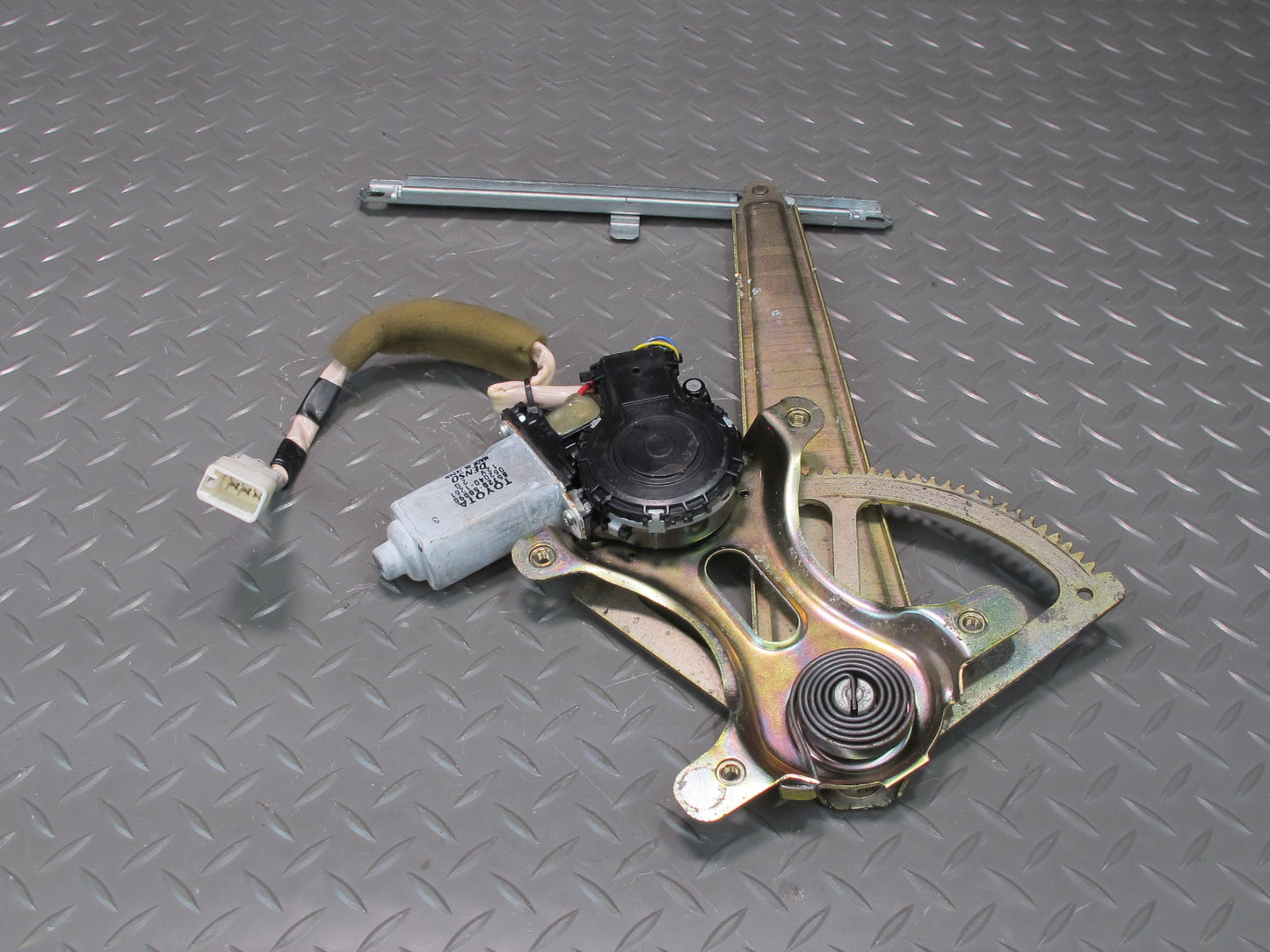 01-06 Lexus UCF30L LS430 Rear Left Door Window Regulator w Motor OEM