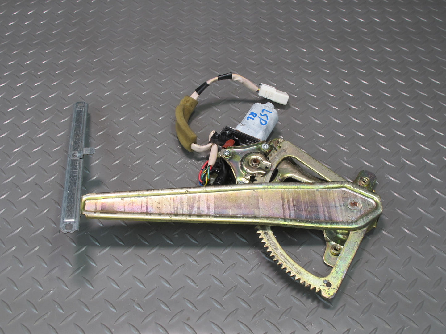 01-06 Lexus UCF30L LS430 Rear Left Door Window Regulator w Motor OEM