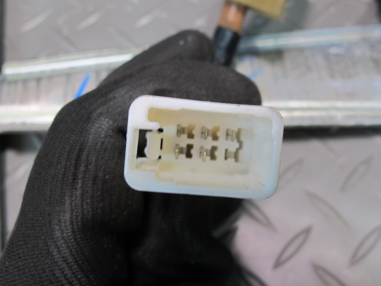 01-06 Lexus UCF30L LS430 Rear Right Door Window Regulator w Motor OEM