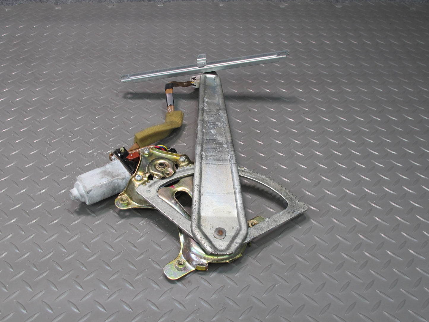 01-06 Lexus UCF30L LS430 Rear Right Door Window Regulator w Motor OEM