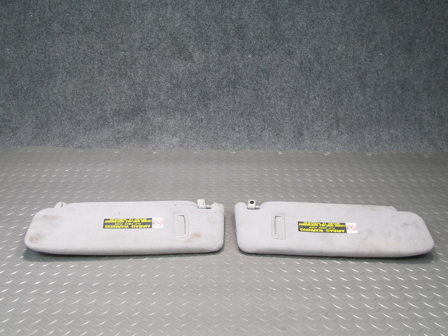 01-06 Lexus LS430 UCF30L Set of 2 Front Left & Right Sun Visor OEM