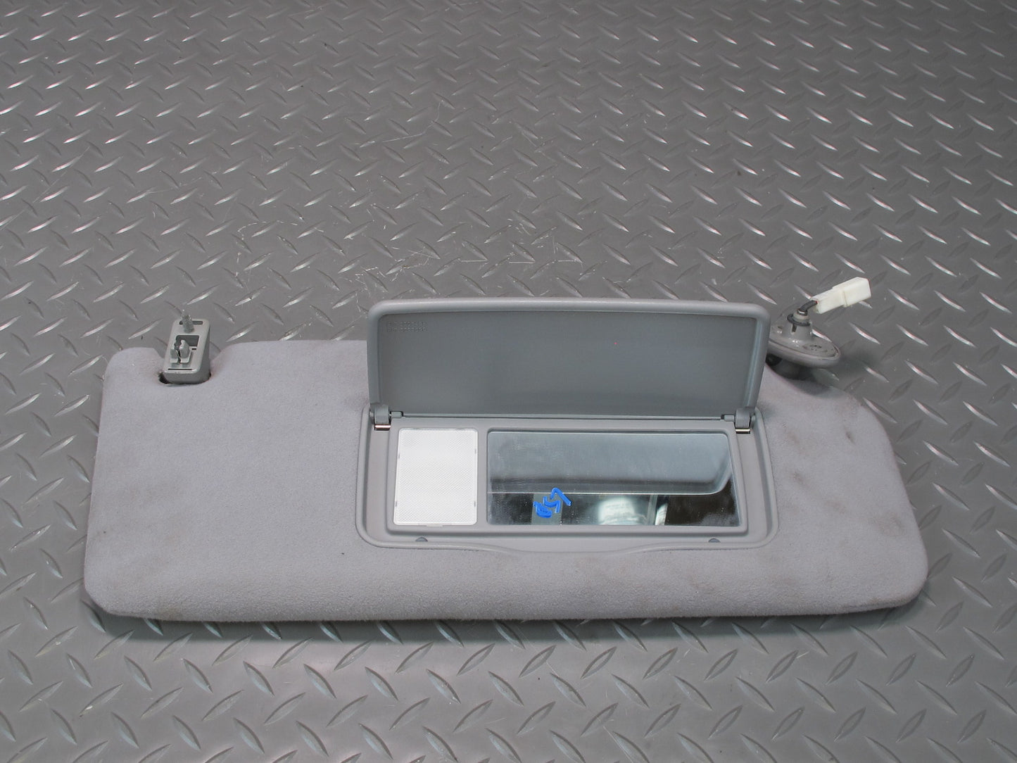 01-06 Lexus LS430 UCF30L Set of 2 Front Left & Right Sun Visor OEM