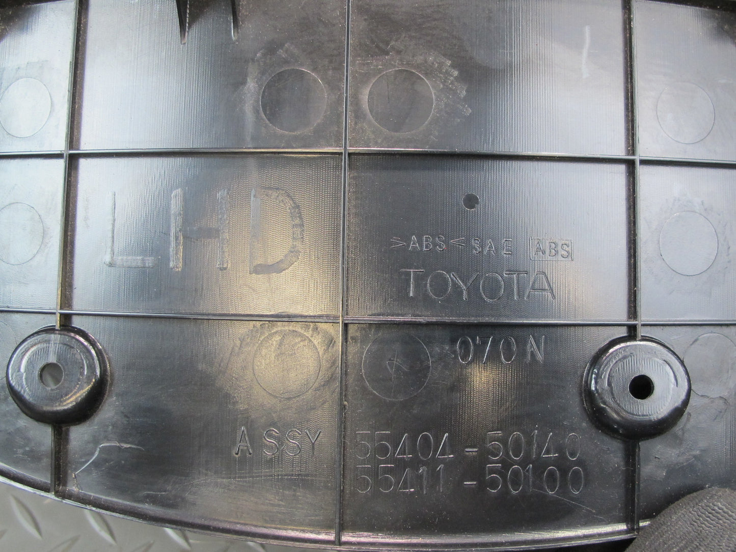 01-06 Lexus UCF30L LS430 Dash Instrument Cluster Speedometer Trim w Switches OEM