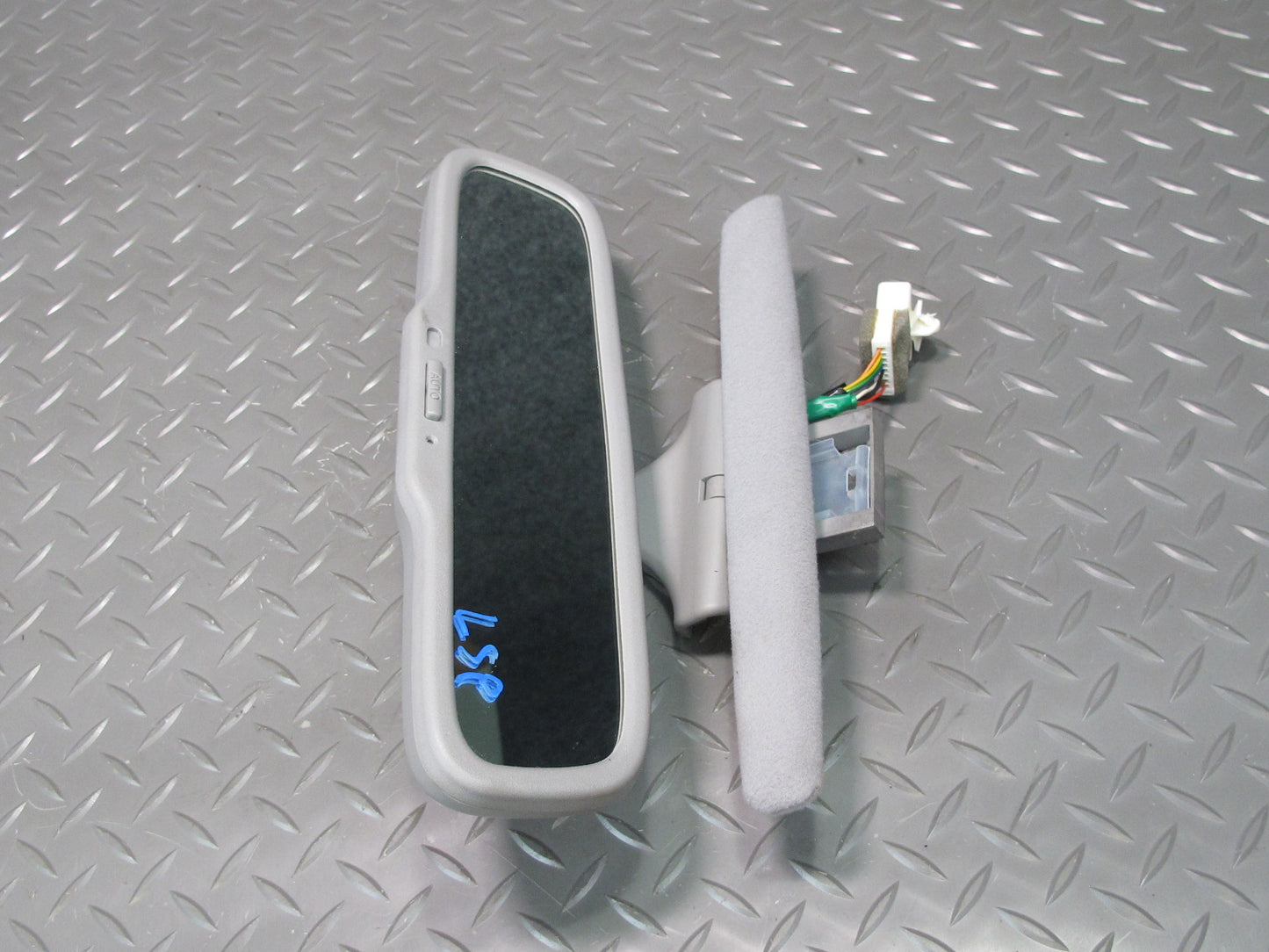 04-06 Lexus UCF30L LS430 Auto Dimming Interior Rear View Mirror w Sun Visor OEM