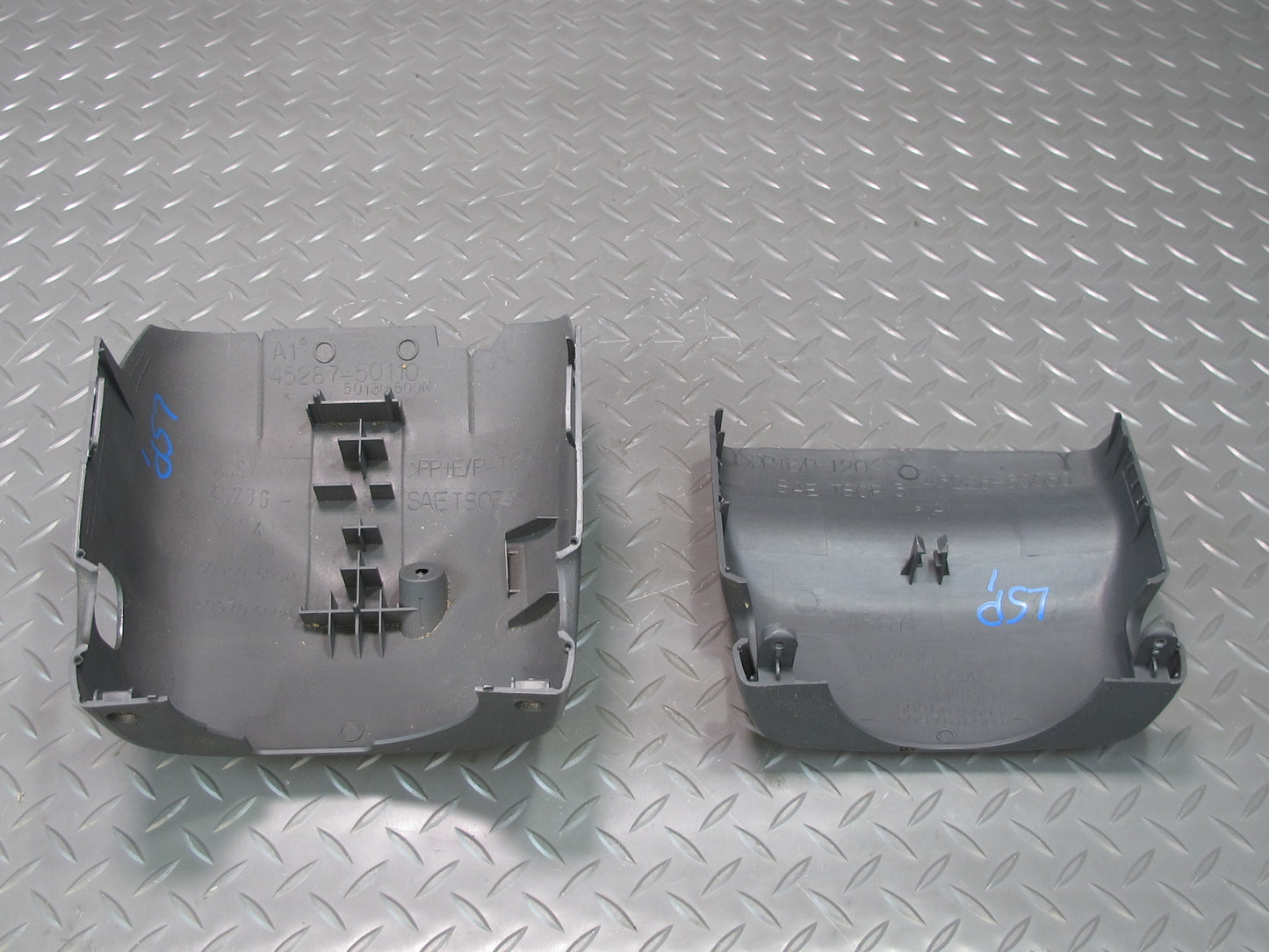 01-06 Lexus UCF30L LS430 Steering Column Upper & Lower Trim Cover Panel Set OEM