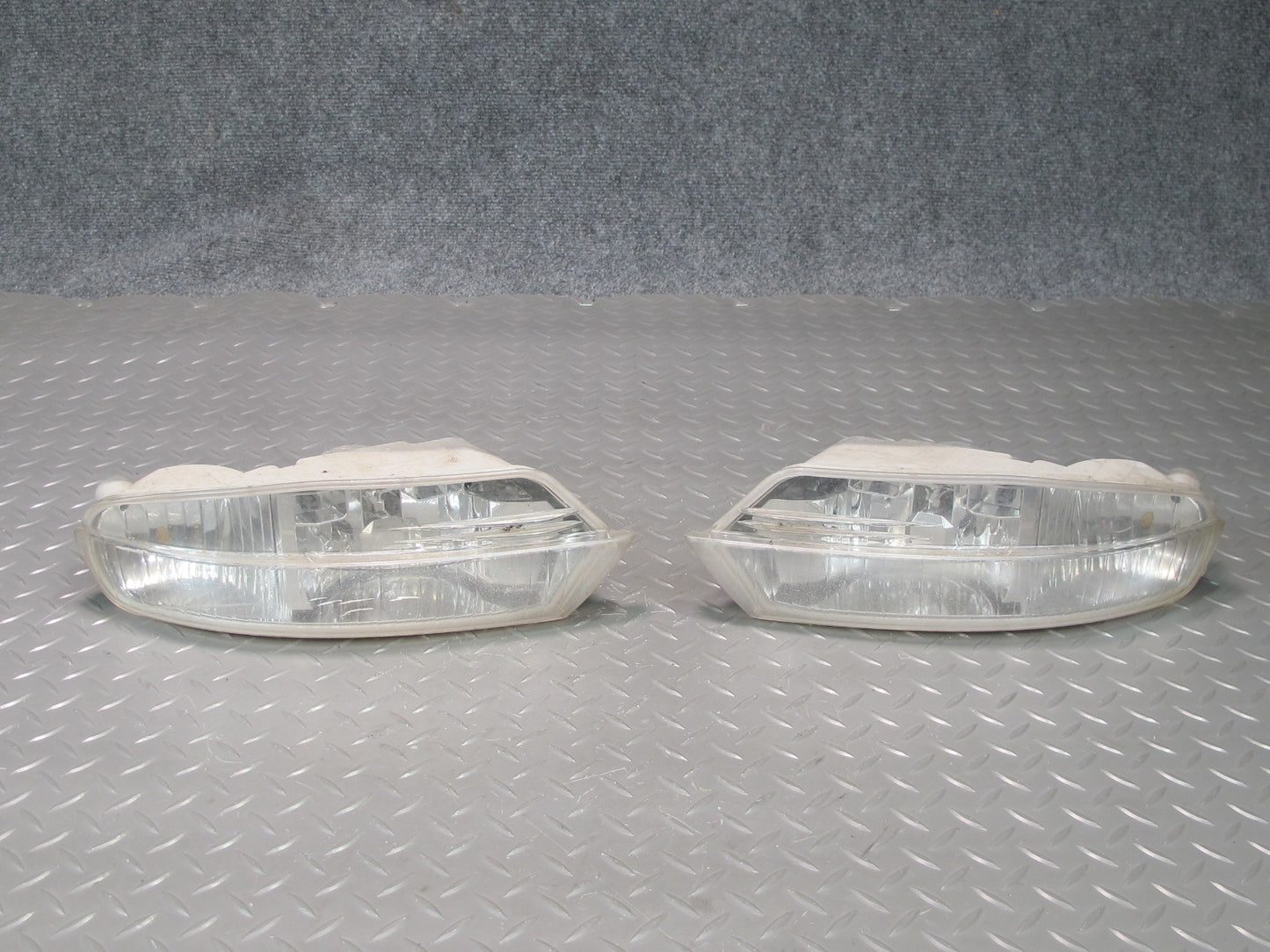 04-06 Lexus UCF30L LS430 Set of 2 Front Left & Right Fog Light Lamp OEM