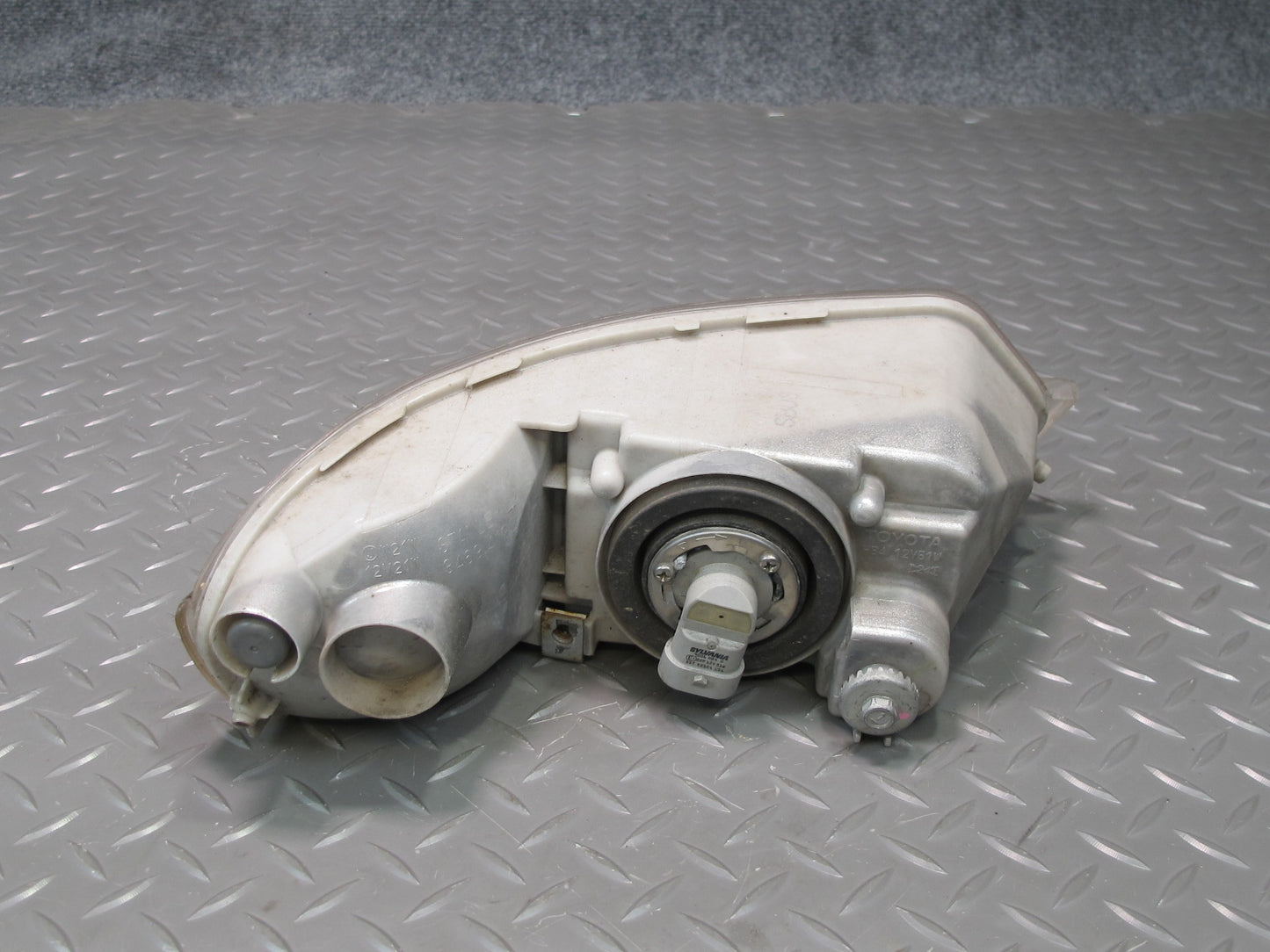 04-06 Lexus UCF30L LS430 Set of 2 Front Left & Right Fog Light Lamp OEM