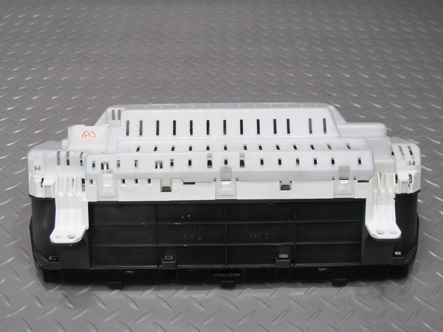 05-06 Lexus UCF30L LS430 Instrument Cluster Gauge Speedometer OEM