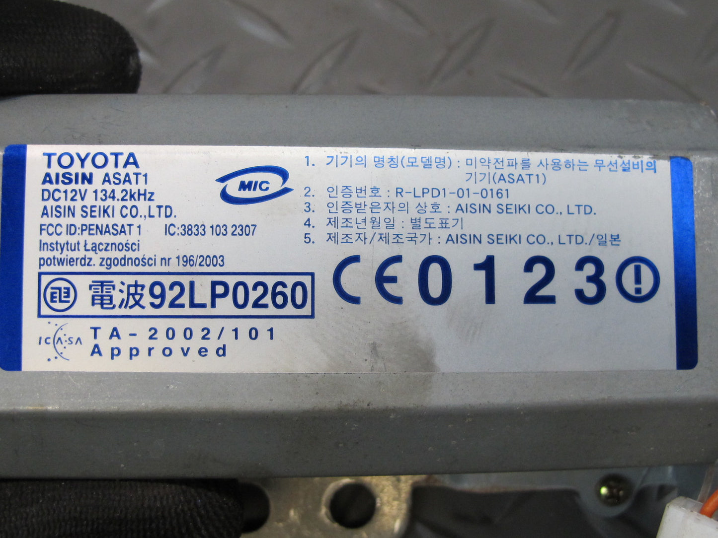 04-06 Lexus UCF30L LS430 Rear Trunk Luggage Smart KEY Oscillator 89993-50020 OEM