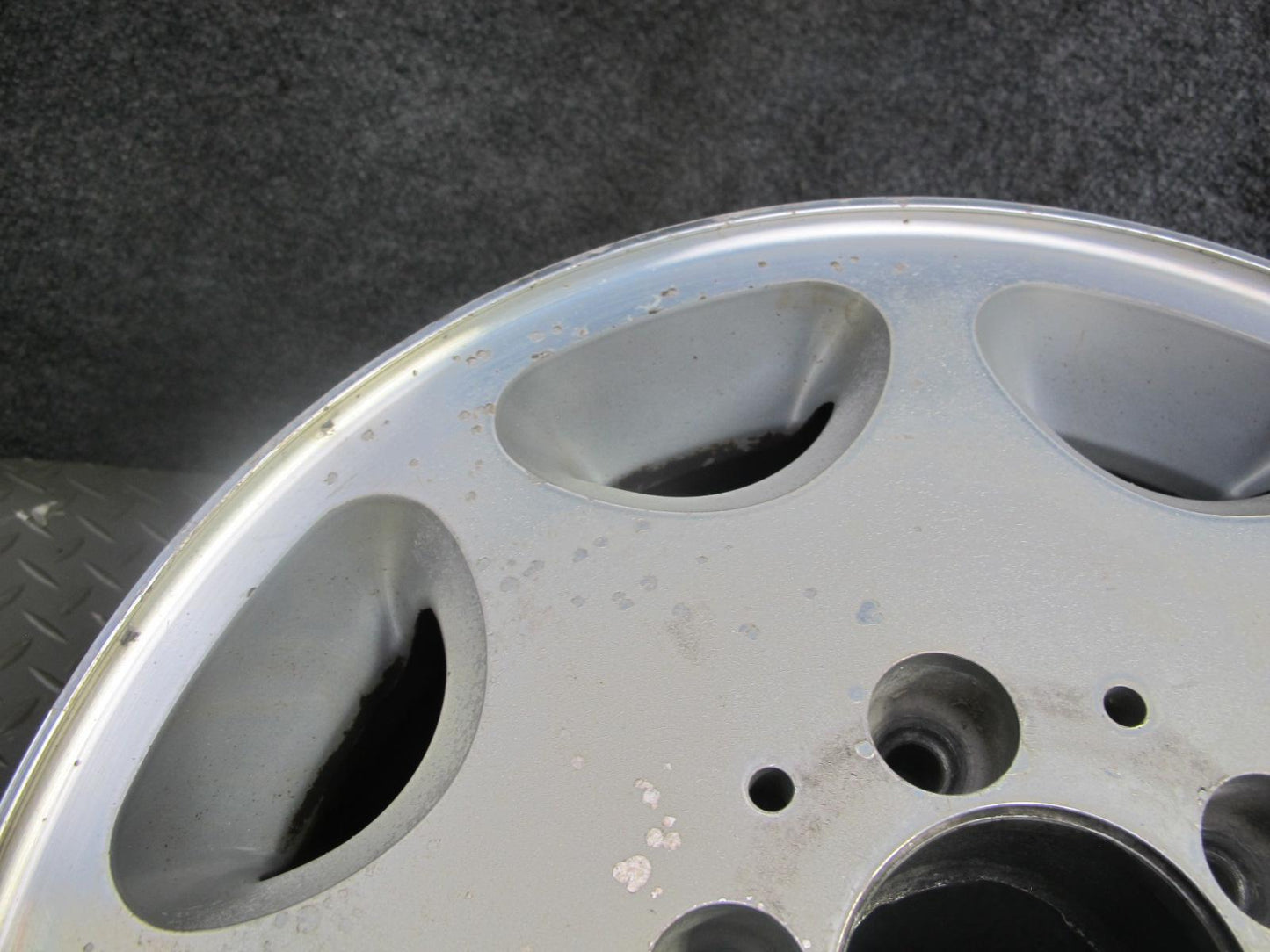 1995 Mercedes W124 300D Factory R15 15" Wheel Rim 15x6.5J ET44 1244011802 OEM