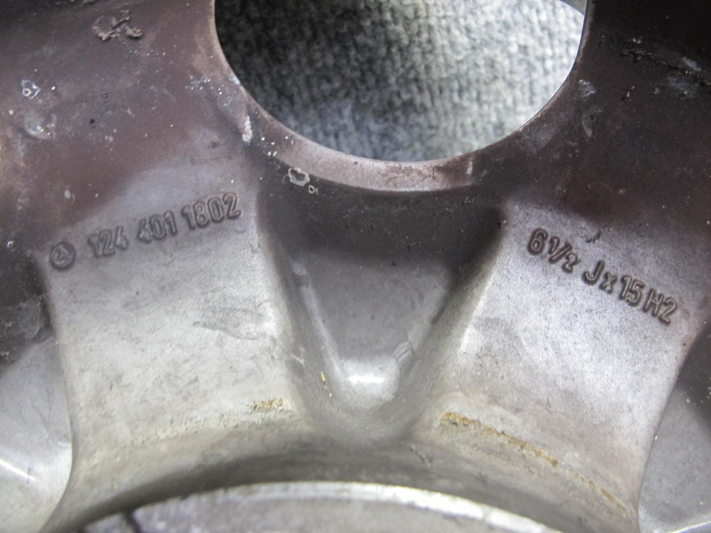 1995 Mercedes W124 300D Factory R15 15" Wheel Rim 15x6.5J ET44 1244011802 OEM