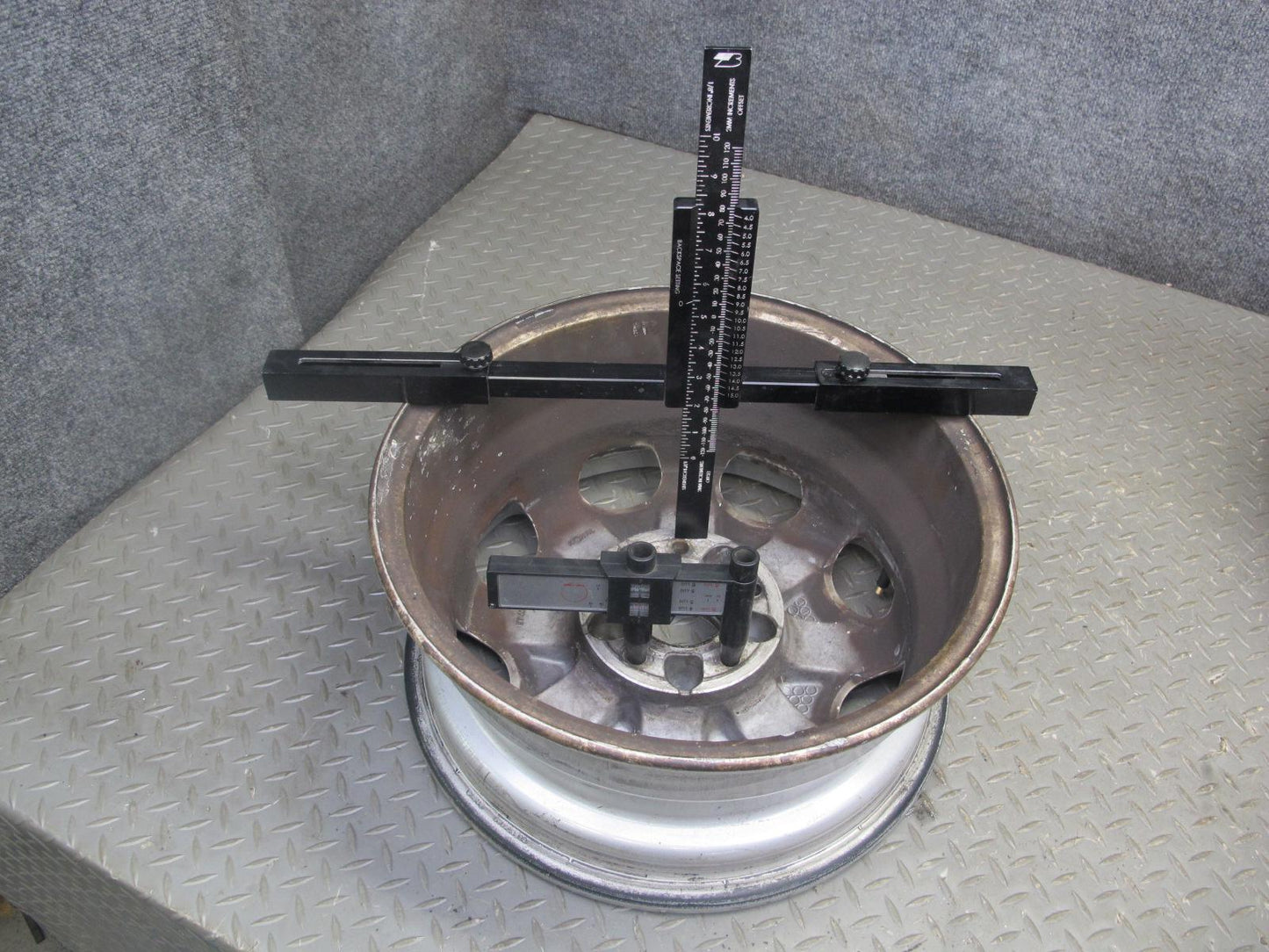 1995 Mercedes W124 300D Factory R15 15" Wheel Rim 15x6.5J ET44 1244011802 OEM