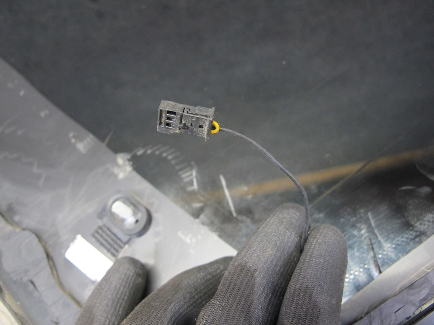 2014-2018 BMW F15 X5 Rear Right Quarter Glass Window