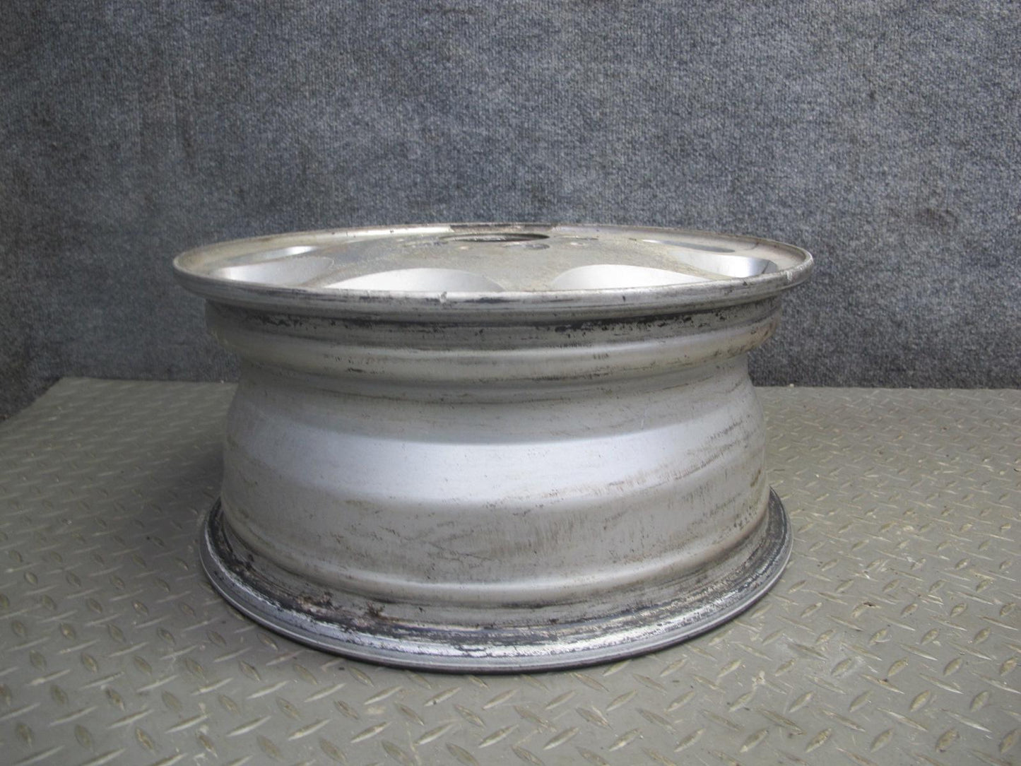 1995 Mercedes W124 300D Factory R15 15" Wheel Rim 15x6.5J ET44 1244011802 OEM