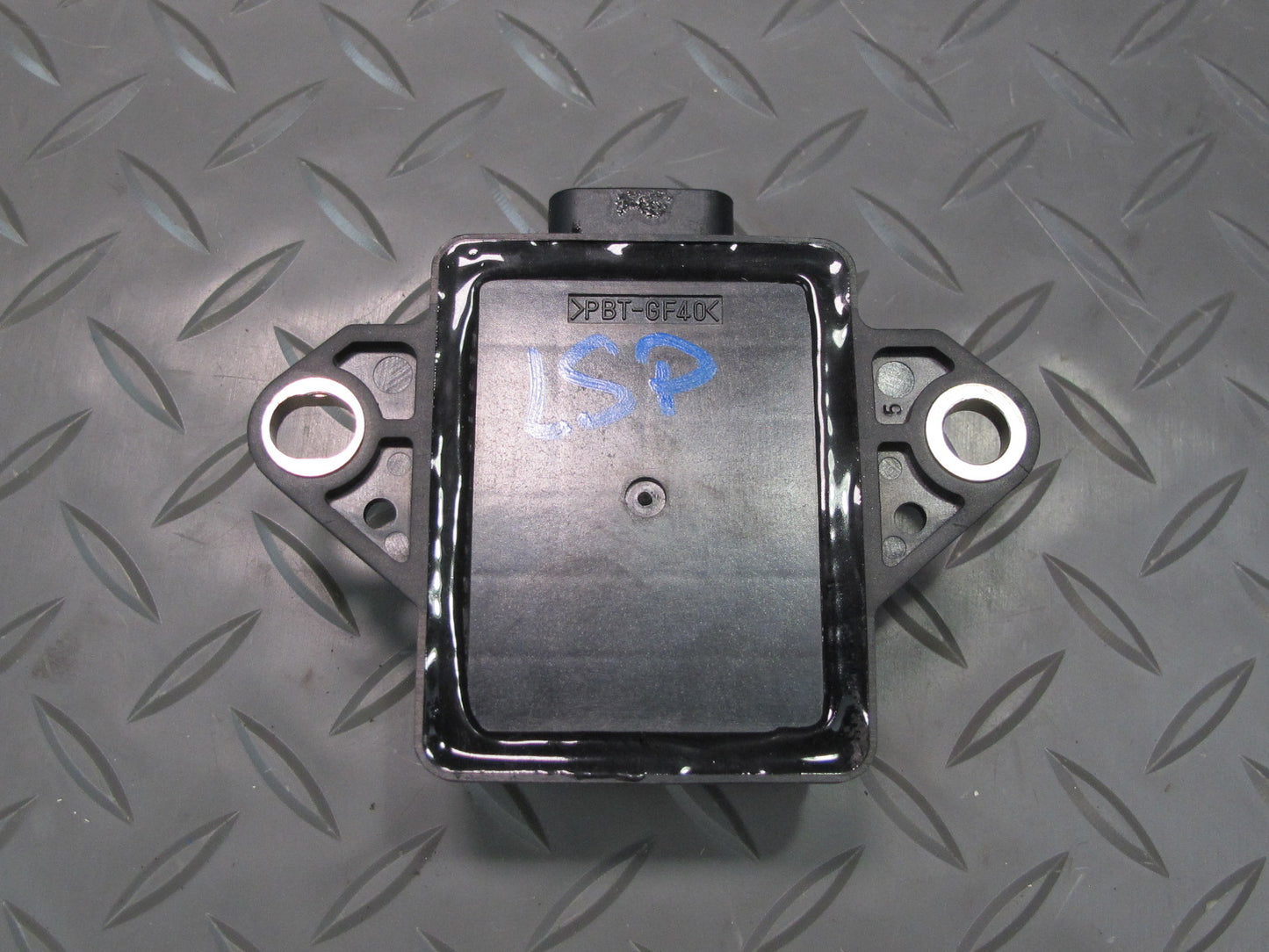 04-06 Lexus UCF30L LS430 YAW Turn Rate Stability Sensor 89183-50020 OEM