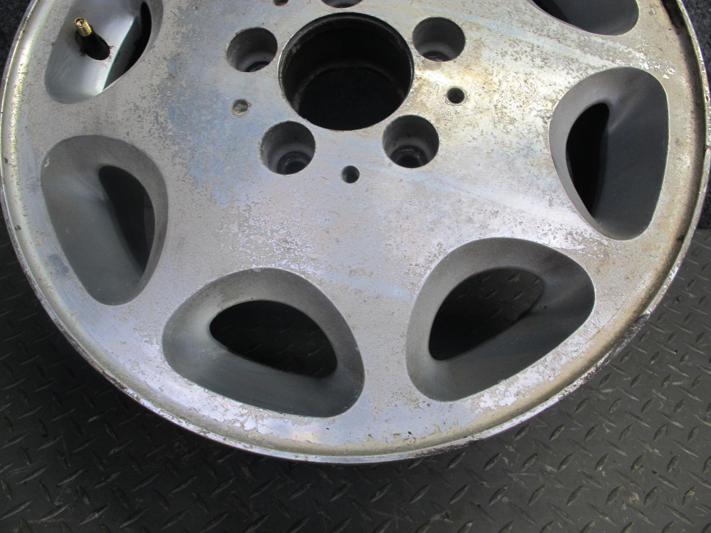 1995 Mercedes W124 300D Factory R15 15" Wheel Rim 15x6.5J ET44 1244011802 OEM