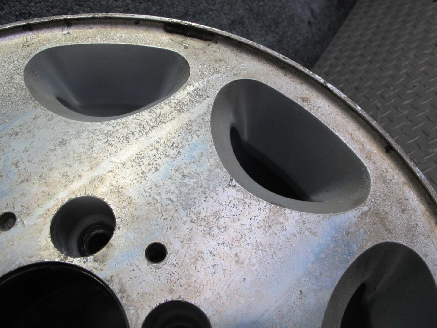 1995 Mercedes W124 300D Factory R15 15" Wheel Rim 15x6.5J ET44 1244011802 OEM