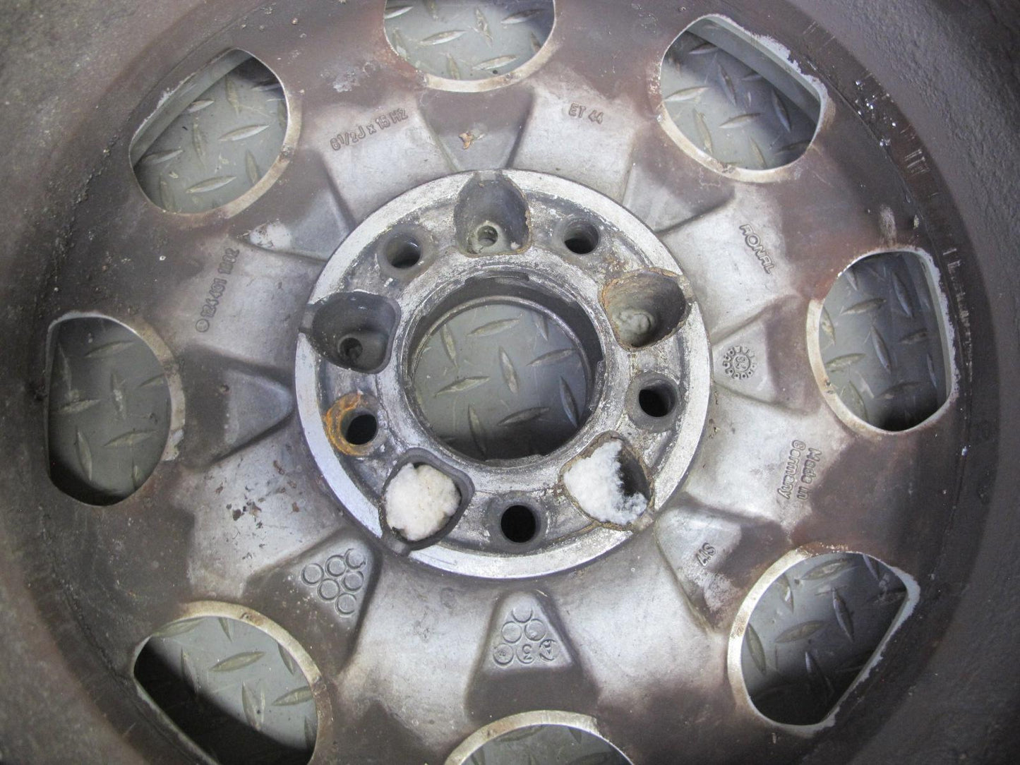 1995 Mercedes W124 300D Factory R15 15" Wheel Rim 15x6.5J ET44 1244011802 OEM