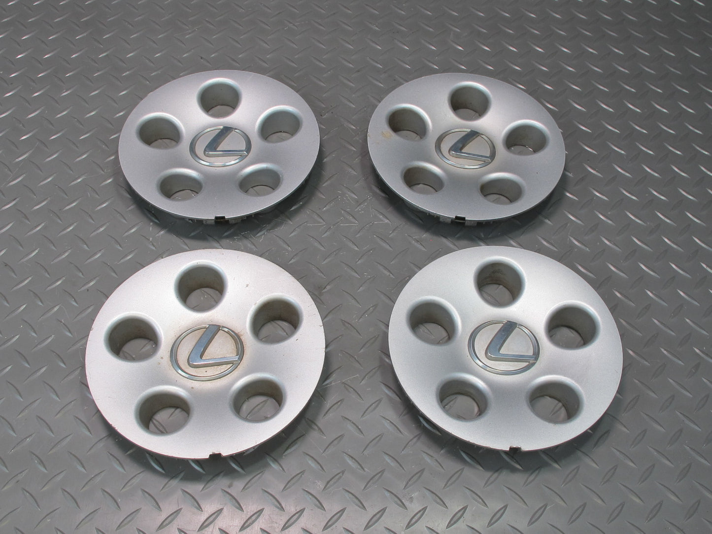 01-02 Lexus UCF30L LS430 Set of 4 R16 16" Wheel Hub Center Cap Cover OEM