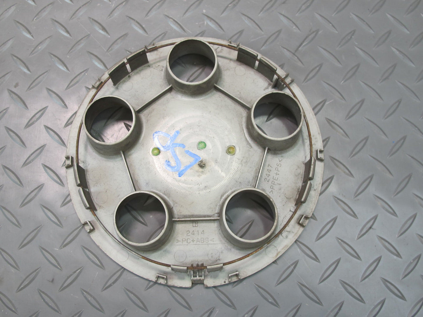 01-02 Lexus UCF30L LS430 Set of 4 R16 16" Wheel Hub Center Cap Cover OEM