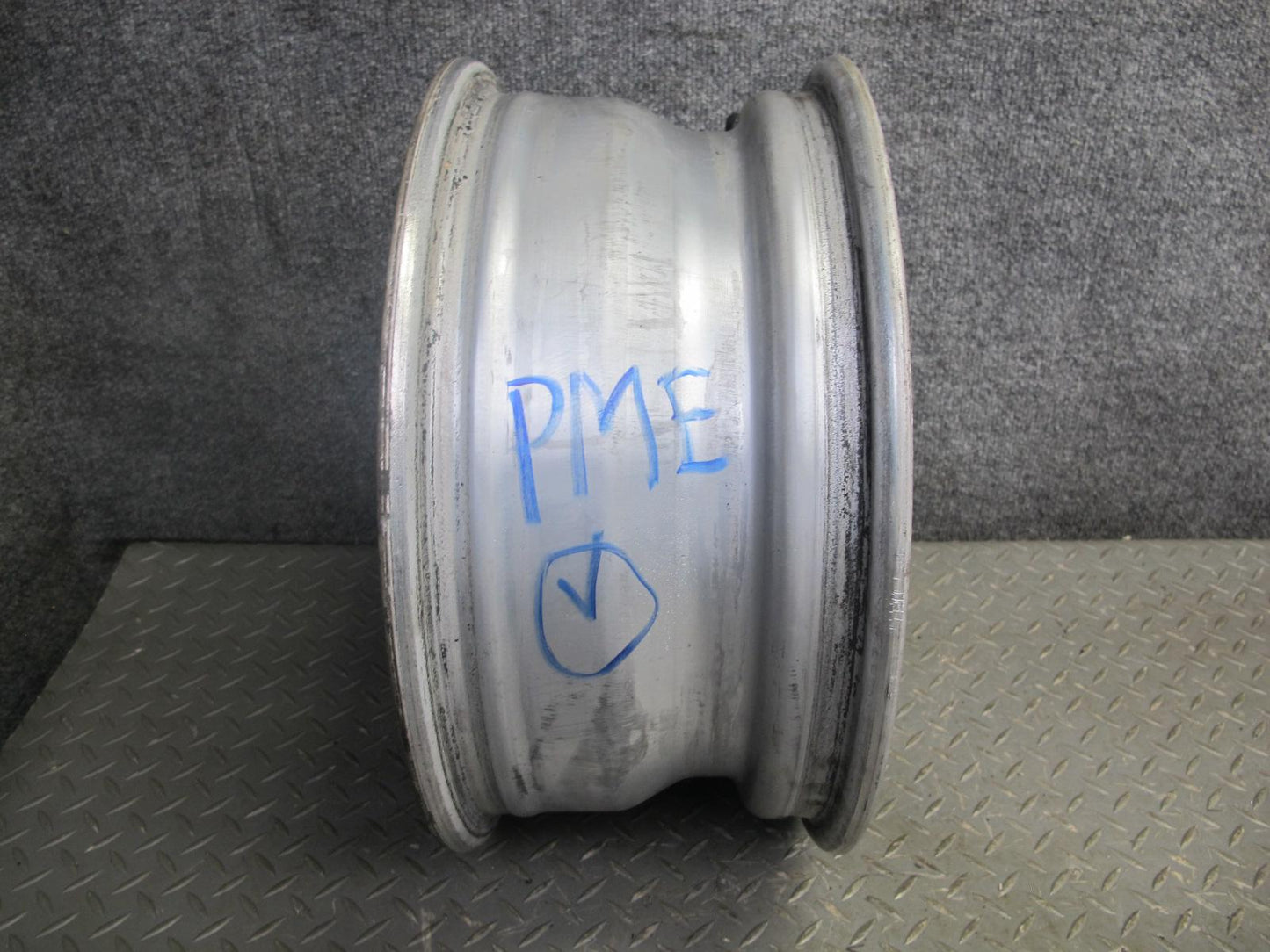 86-89 Mercedes W124 300D Factory R15 15" Wheel Rim 15x6.5J ET49 1244001802 OEM