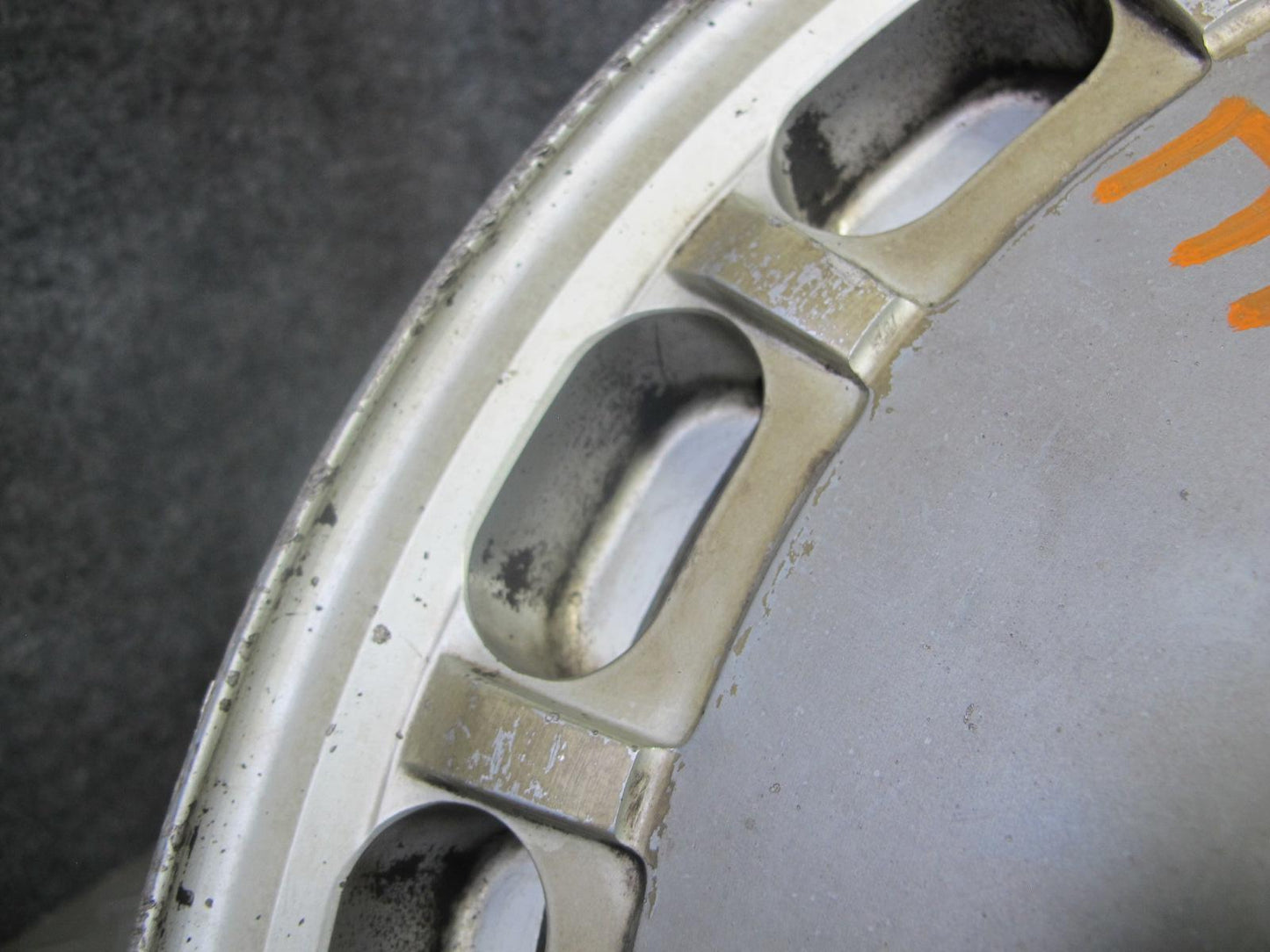 86-89 Mercedes W124 300D Factory R15 15" Wheel Rim 15x6.5J ET49 1244001802 OEM