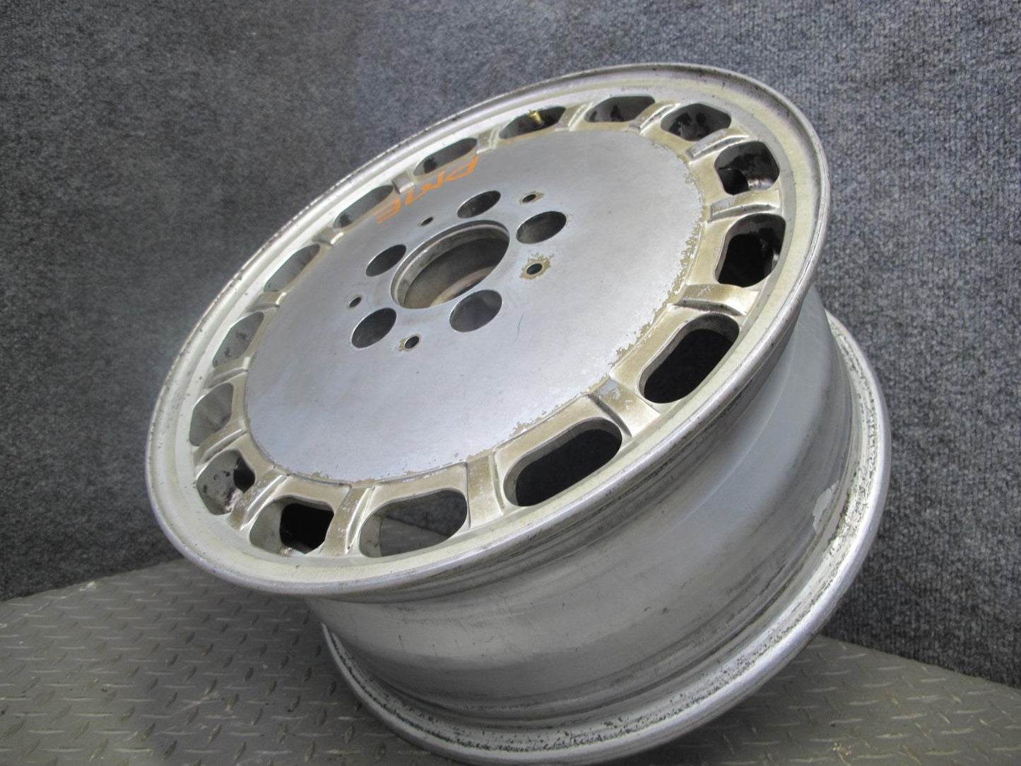 86-89 Mercedes W124 300D Factory R15 15" Wheel Rim 15x6.5J ET49 1244001802 OEM