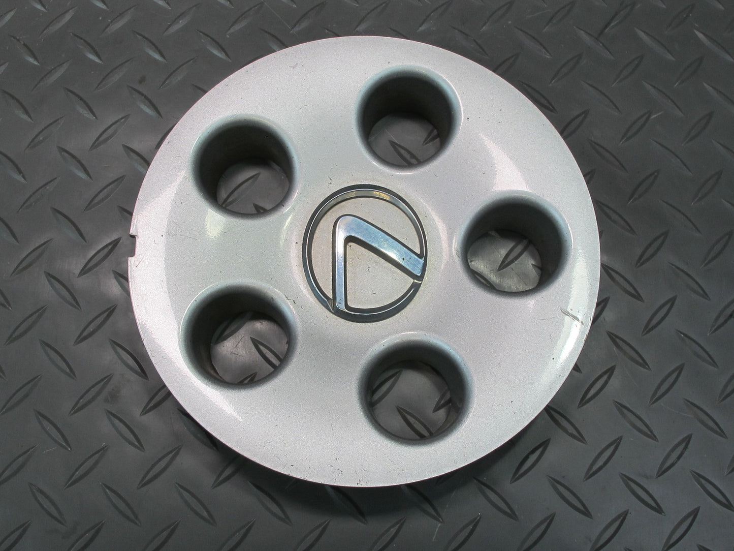 01-02 Lexus UCF30L LS430 Set of 4 R16 16" Wheel Hub Center Cap Cover OEM