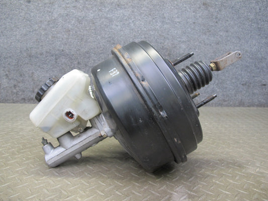 04-06 Lexus UCF30L LS430 Brake Master Cylinder Booster Fluid Reservoir OEM