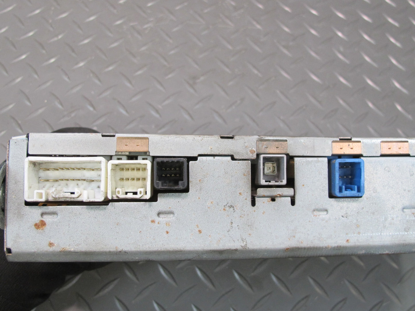 04-06 Lexus UCF30L LS430 GPS Navigation DVD Player Control Unit 86841-50090 OEM