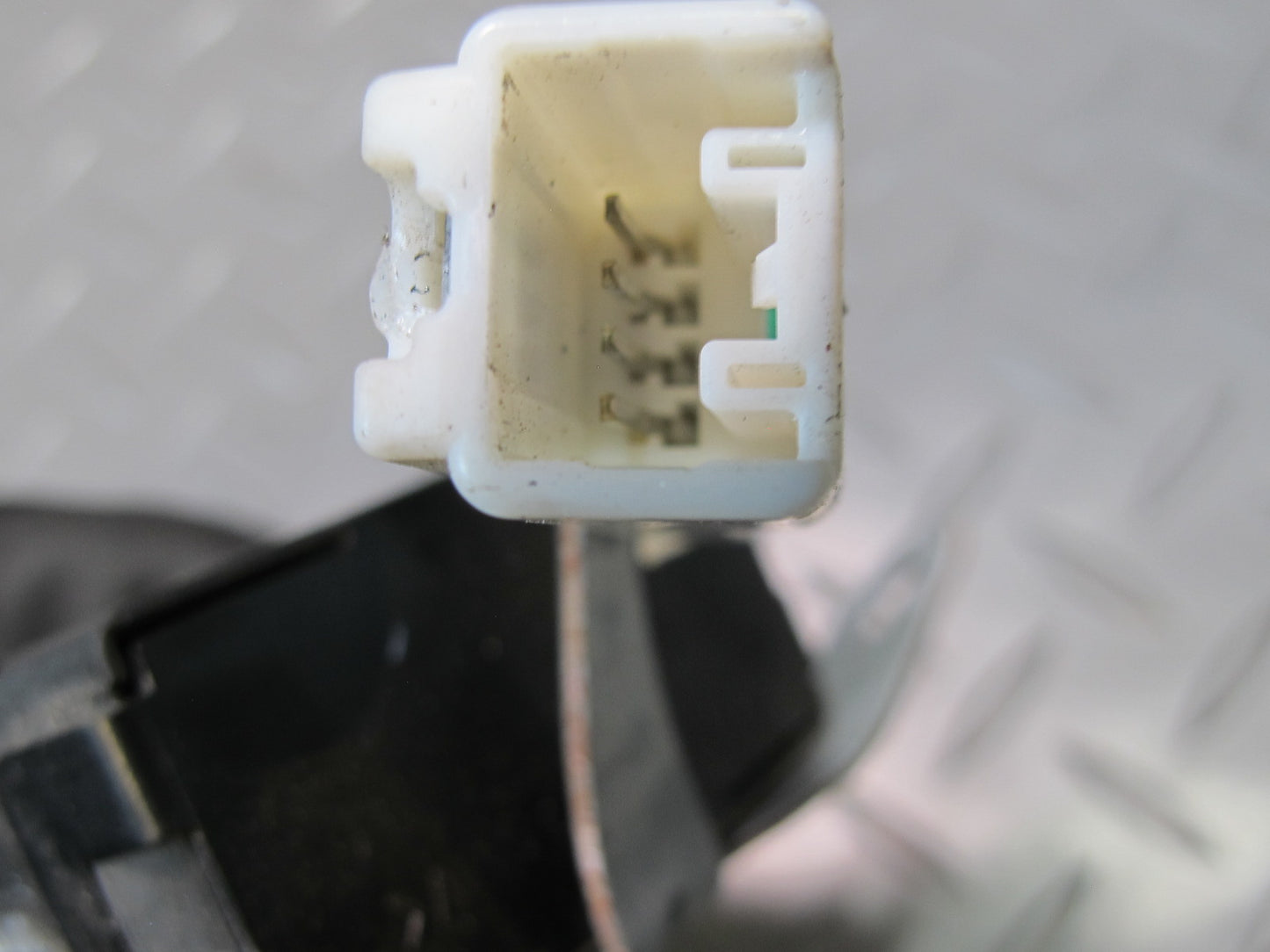 04-06 Lexus UCF30L LS430 Door Control Receiver Module 89741-50460 OEM