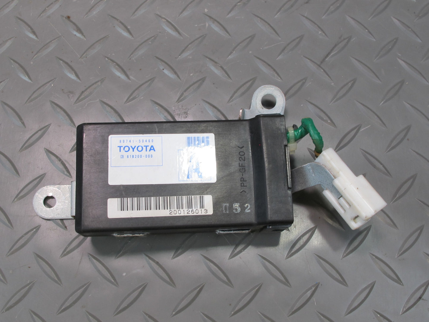 04-06 Lexus UCF30L LS430 Door Control Receiver Module 89741-50460 OEM