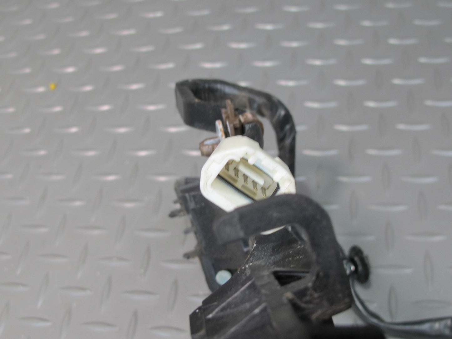 04-06 Lexus LS430 Front Left & Right Door Exterior Handle Set w Keyless  OEM