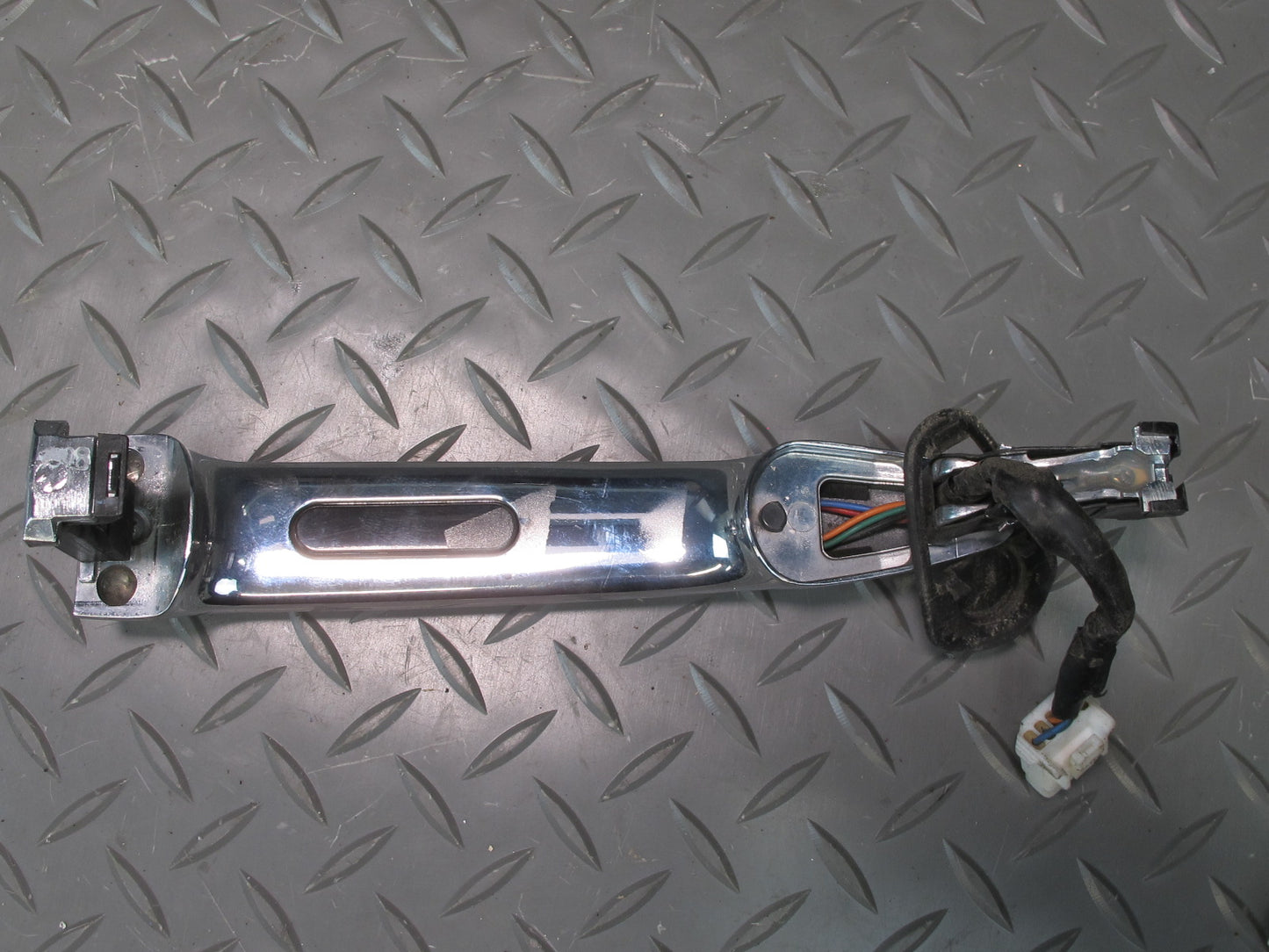 04-06 Lexus LS430 Front Left & Right Door Exterior Handle Set w Keyless  OEM