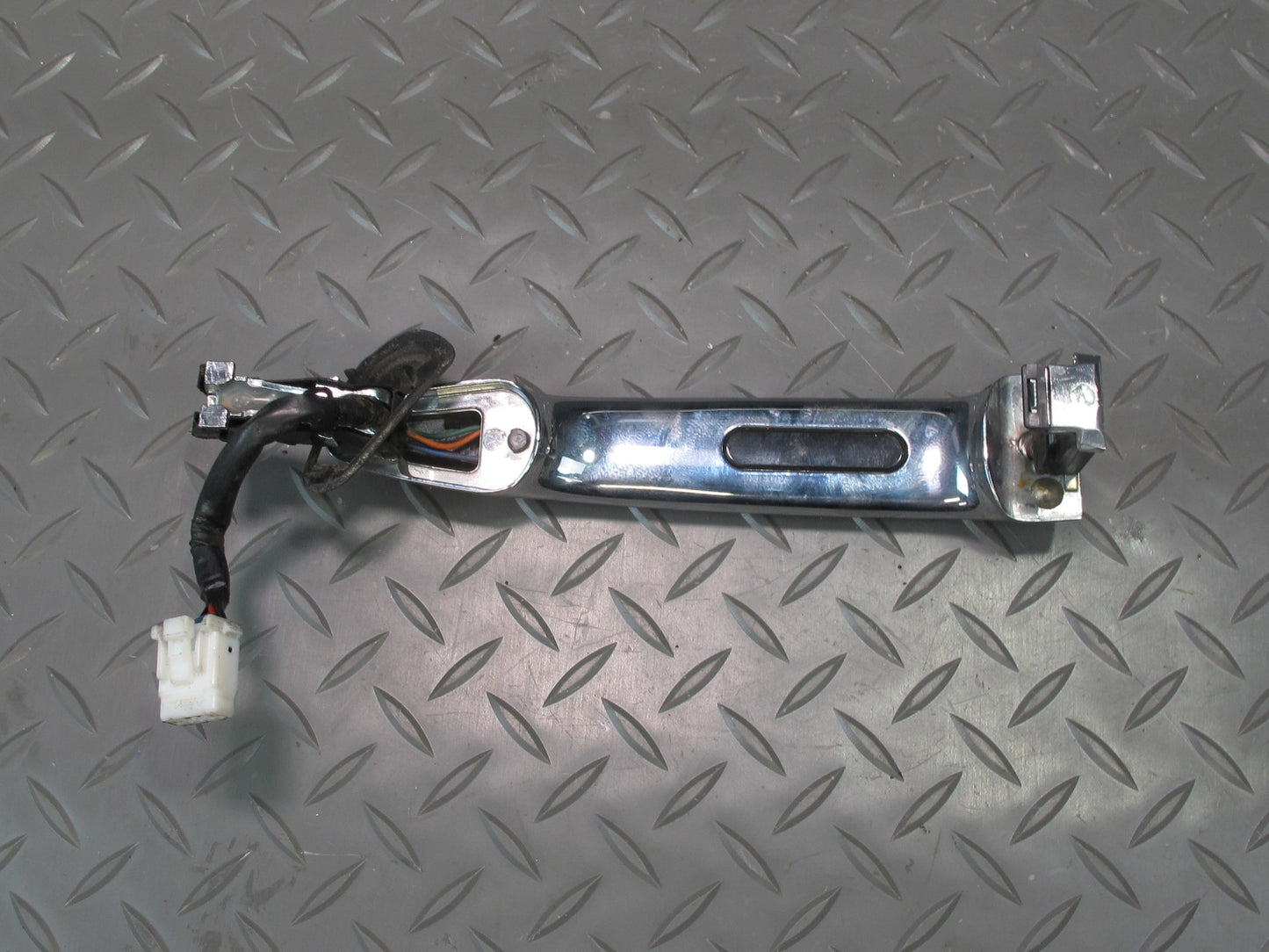 04-06 Lexus LS430 Front Left & Right Door Exterior Handle Set w Keyless  OEM