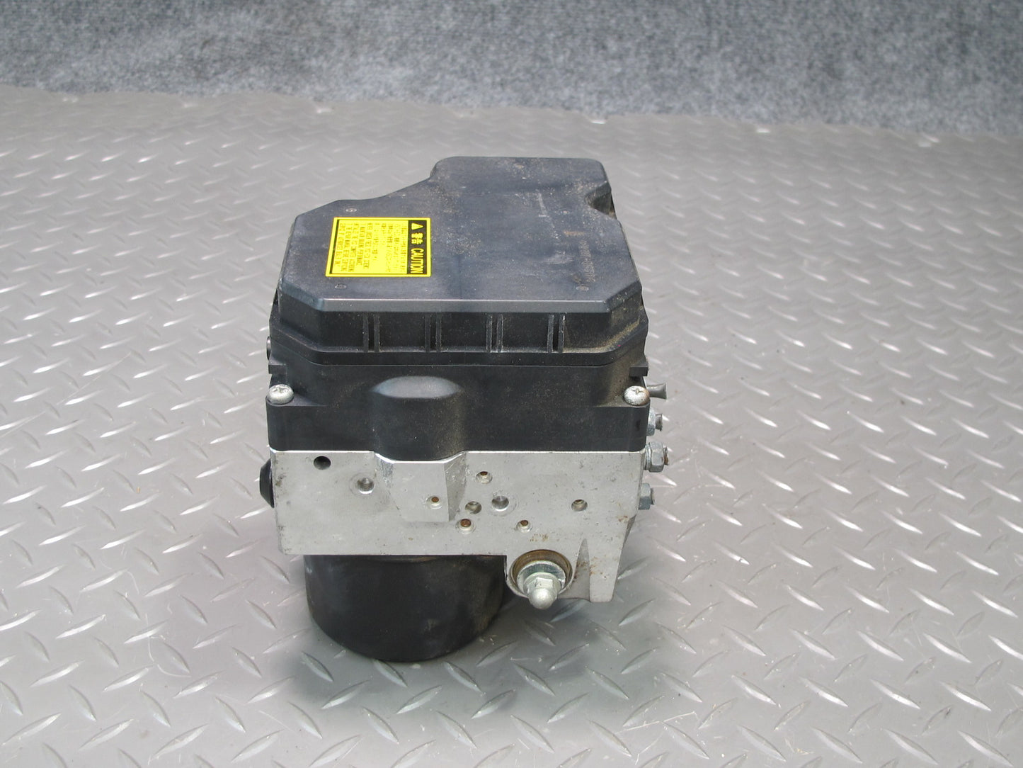 04-06 Lexus UCF30L LS430 Anti Lock Brake ABS Pump Module OEM