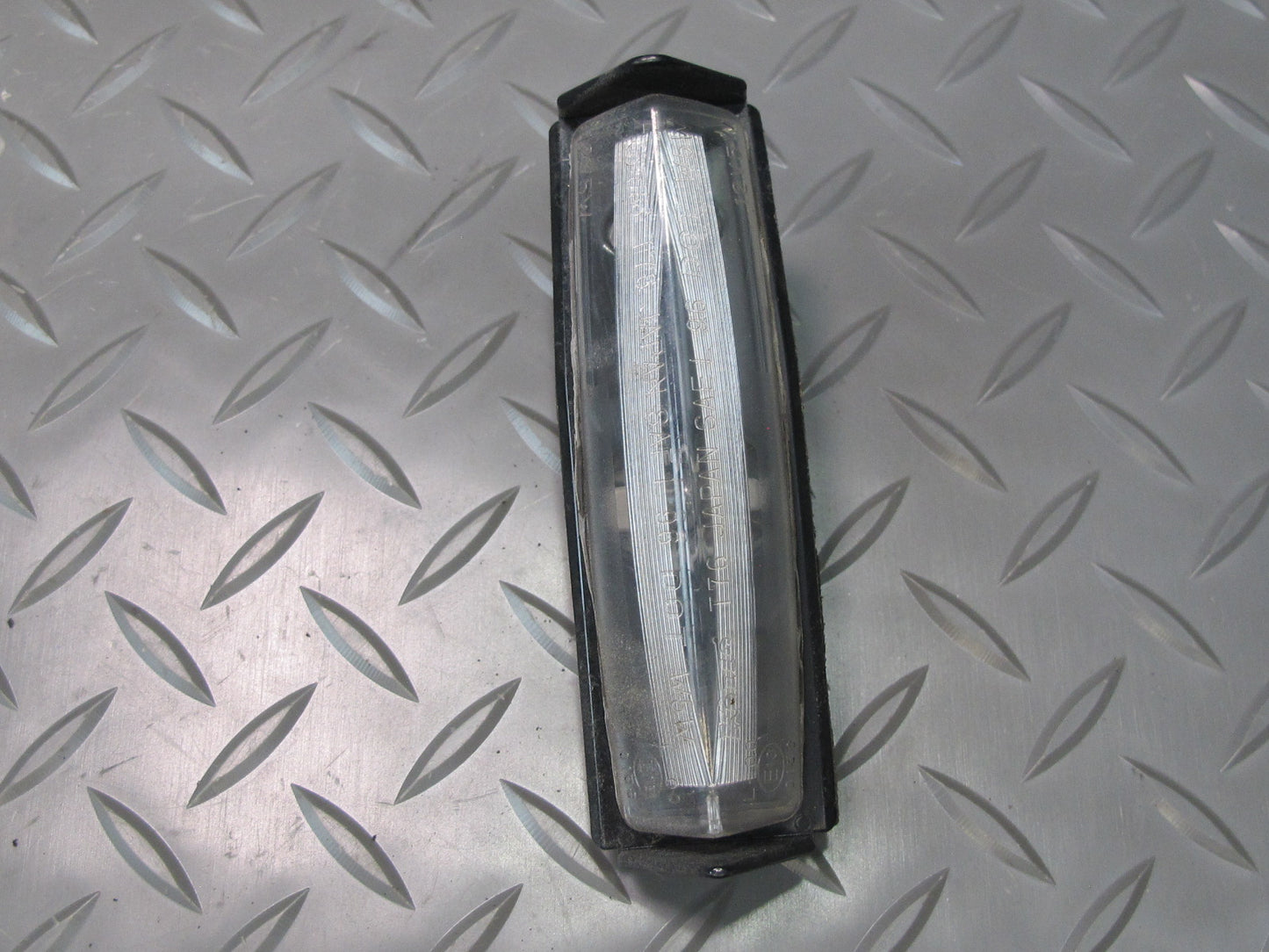 01-06 Lexus UCF30L LS430 Set of 2 Rear Trunk License Plate Light Lamp OEM