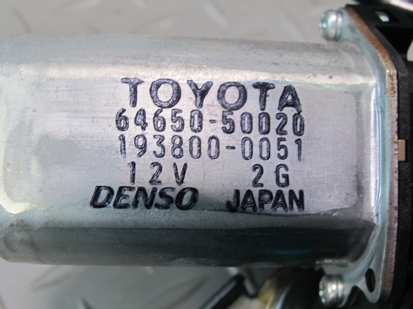 01-06 Lexus UCF30L LS430 Rear Trunk Deck Lid Lock Latch Actuator Motor OEM