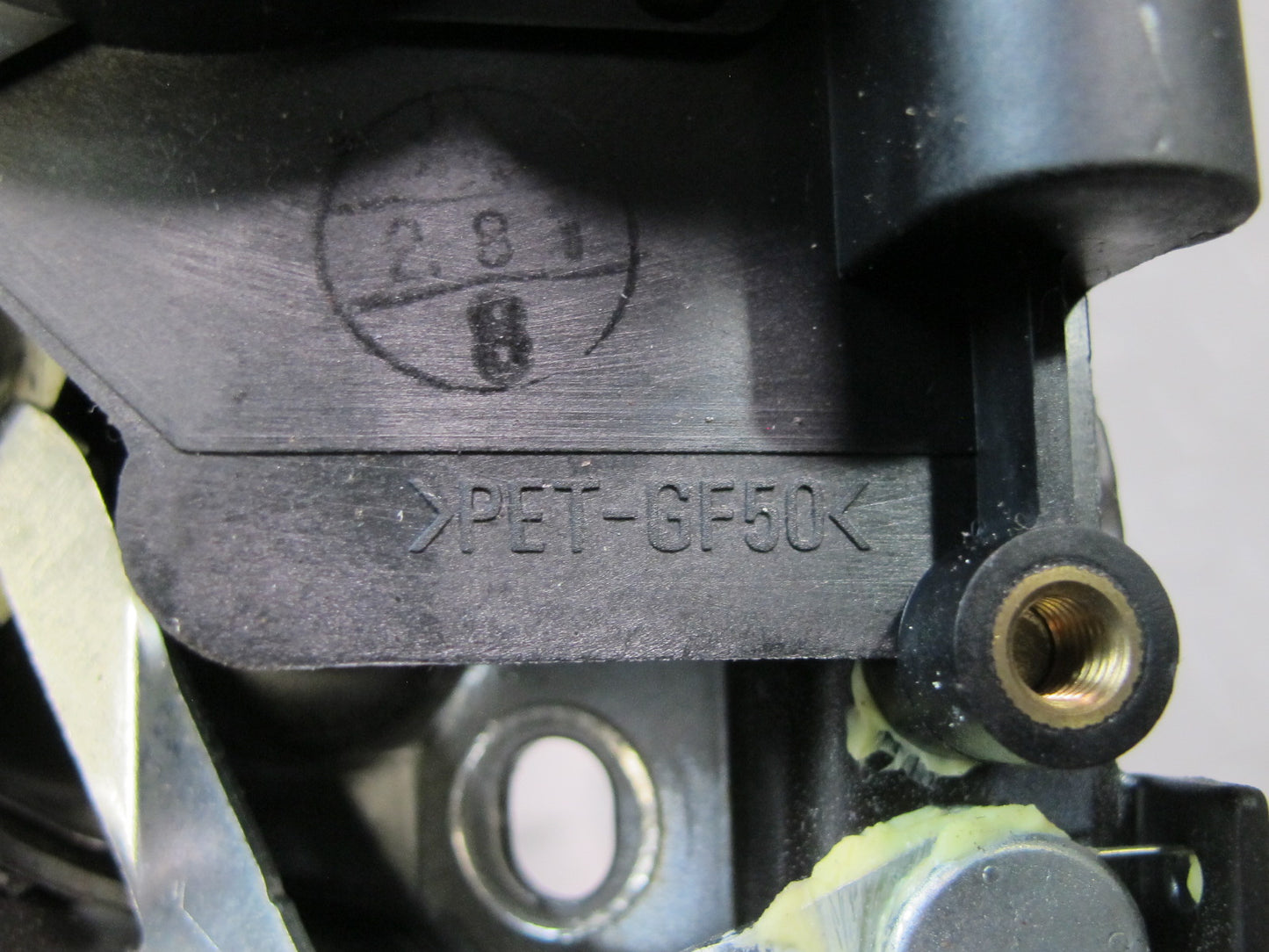 01-06 Lexus UCF30L LS430 Rear Trunk Deck Lid Lock Latch Actuator Motor OEM