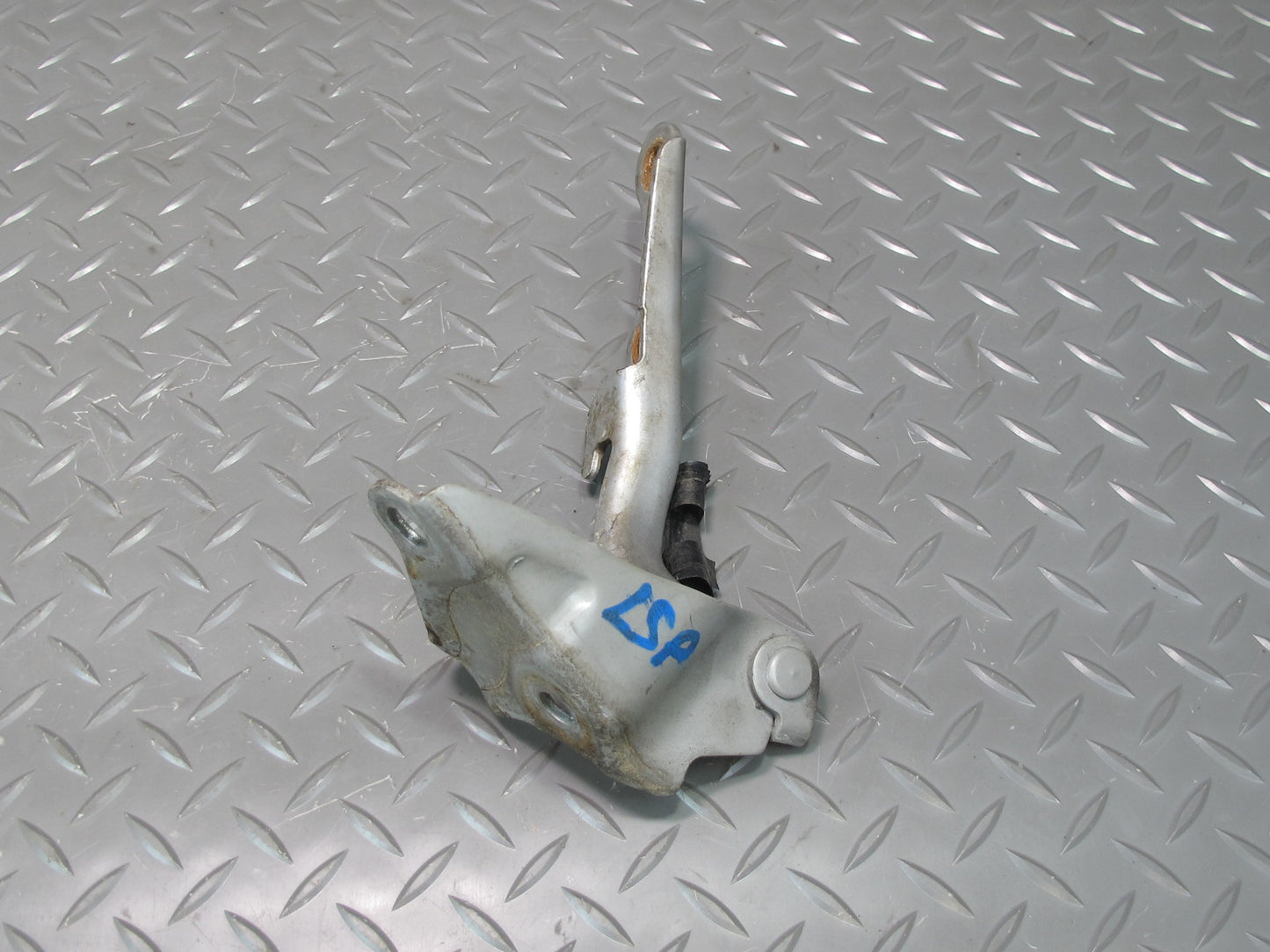 01-06 Lexus UCF30L LS430 Set of 2 Front Left & Right Hood Hinge OEM