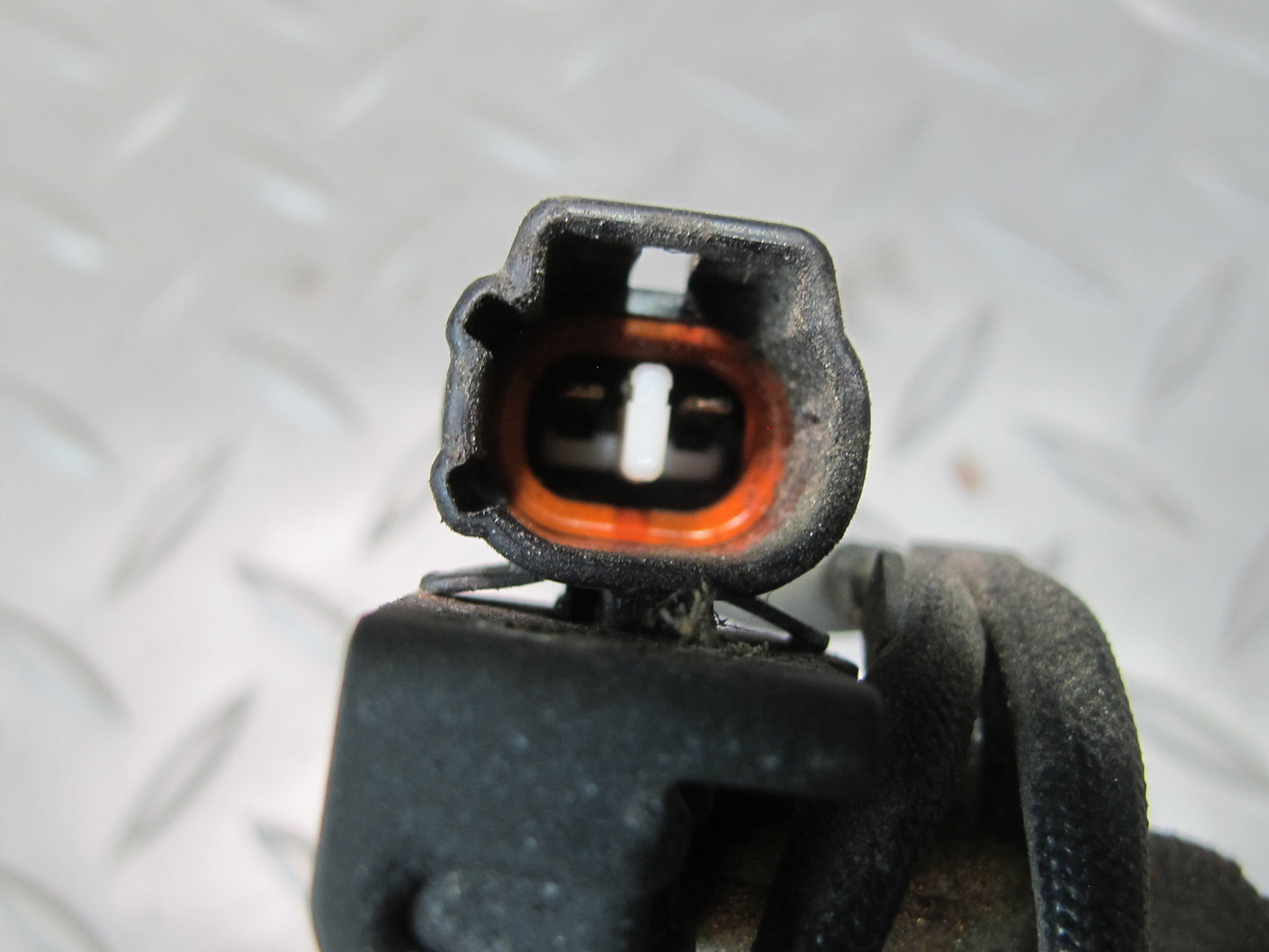 04-06 Lexus UCF30L LS430 Fuel Pump Resistor Module 23080-50140 OEM