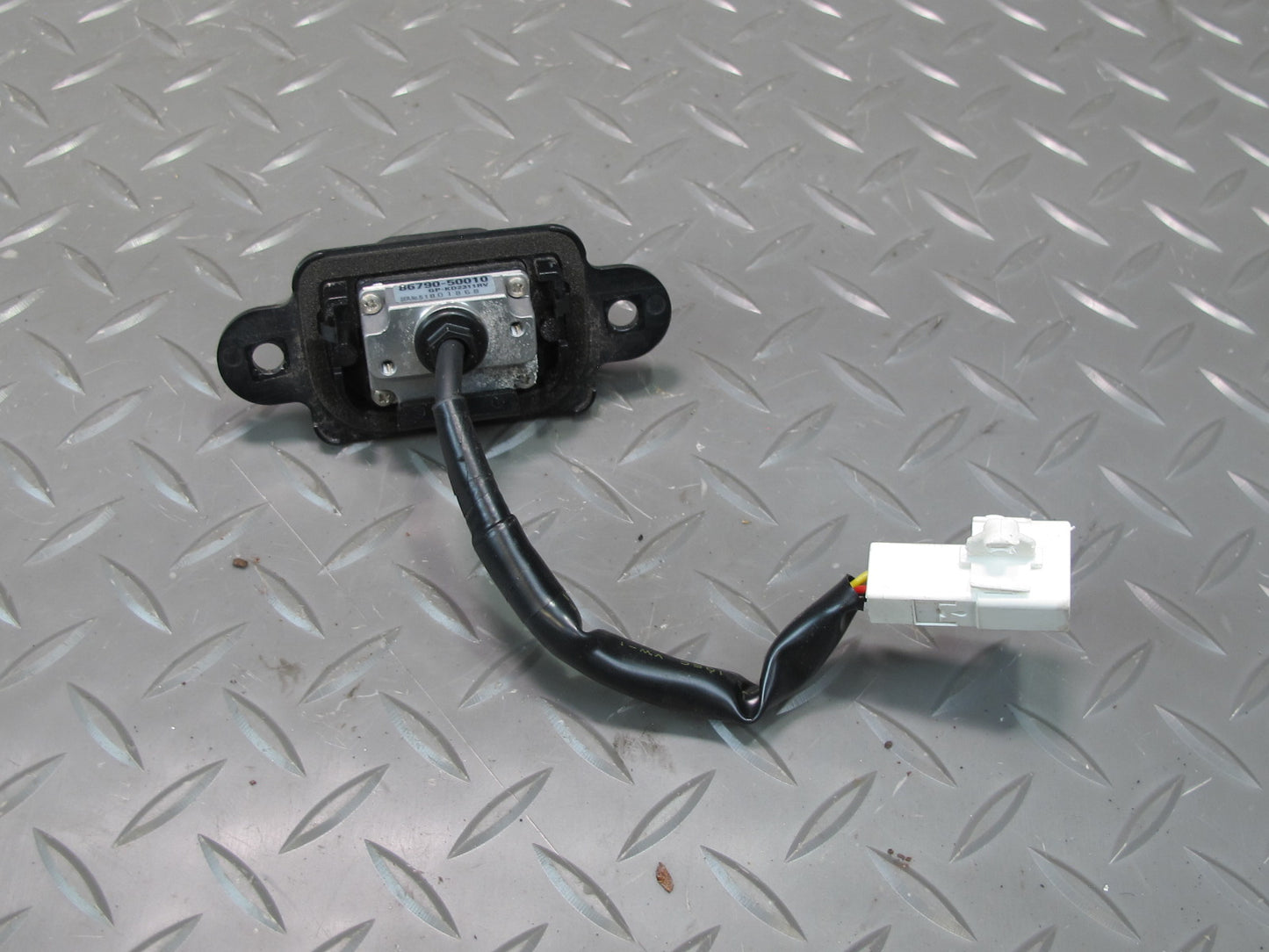 04-06 Lexus UCF30L LS430 Rear View Back UP Parking Camera 86790-50010 OEM