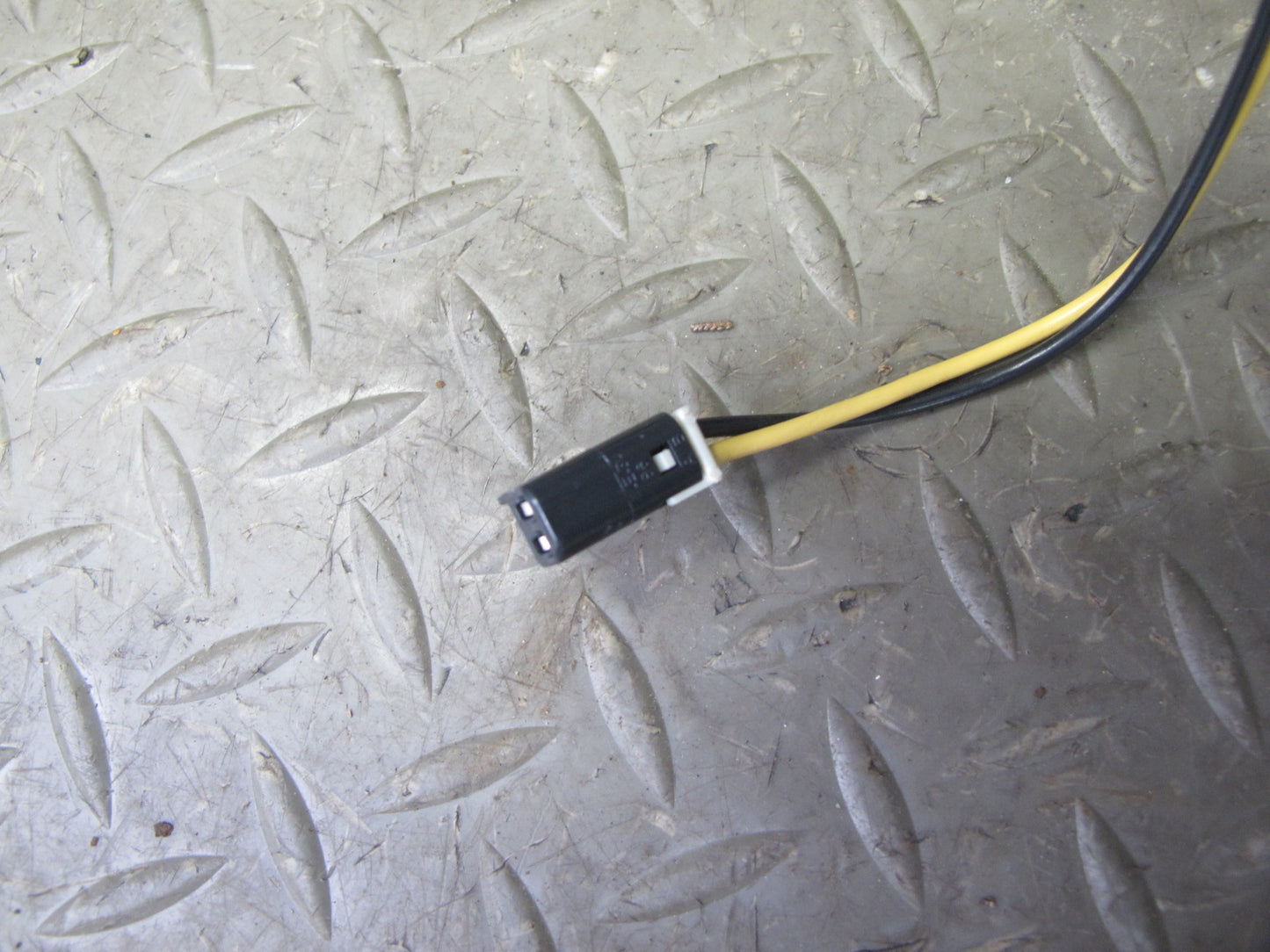 2003-2009 Hummer H2 Rear Trunk Tailgate Liftgate Trim Panel w Third Brake Light