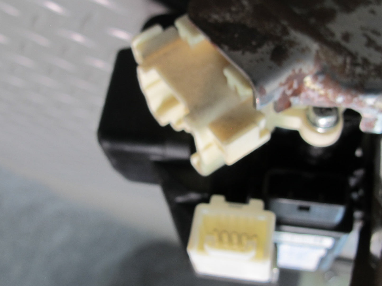 2005 Lexus UCF30L LS430 3UZFE Engine ECU ECM Ignition Trunk Door Lock KEY Set