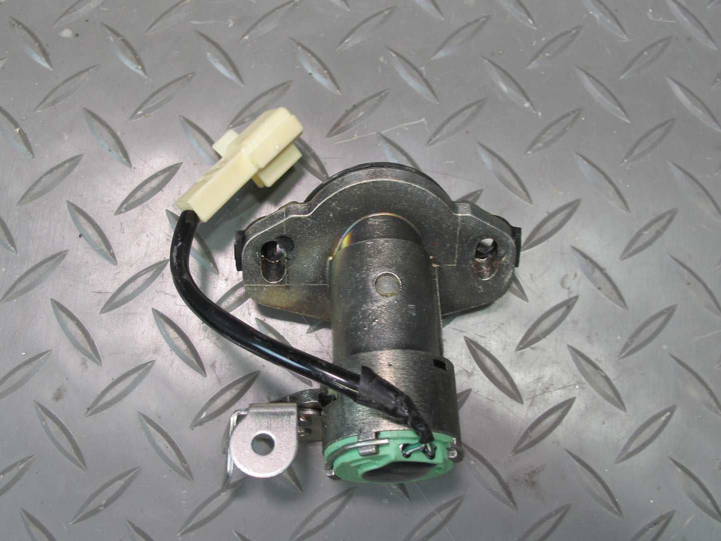 2005 Lexus UCF30L LS430 3UZFE Engine ECU ECM Ignition Trunk Door Lock KEY Set