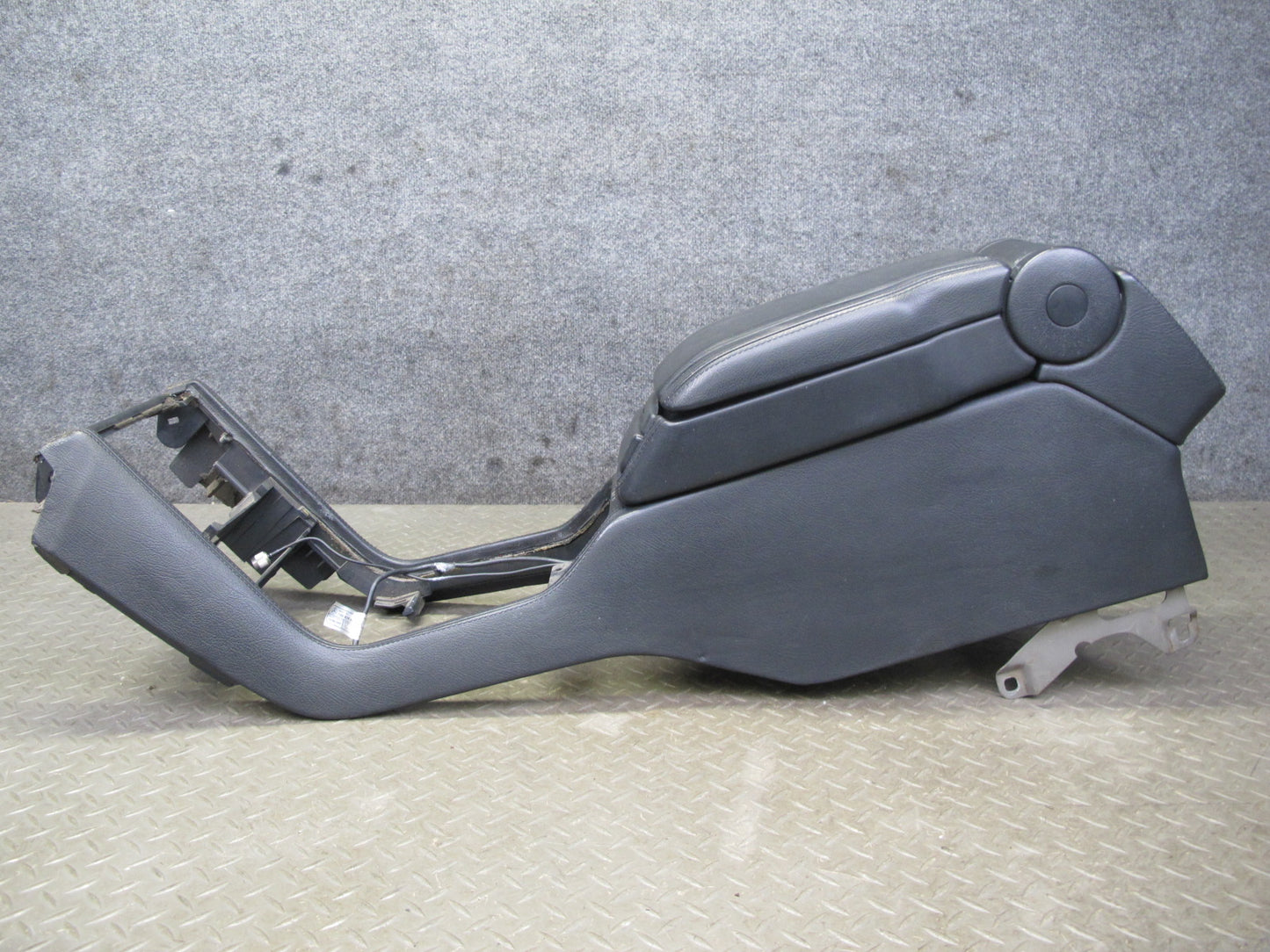 96-99 Mercedes W140 C140 CL Coupe Center Console Trim Cover Panel w Armrest OEM